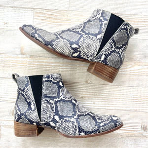Madewell Carina Snake Embossed Leather Chelsea Boot |‎ Size 8